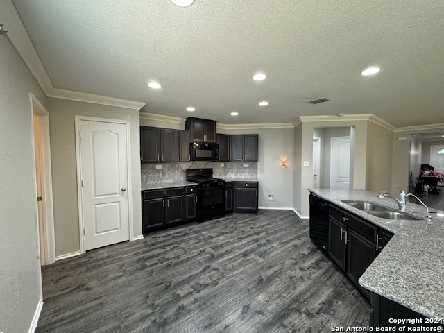 1242 Big Lake San Antonio TX 78245