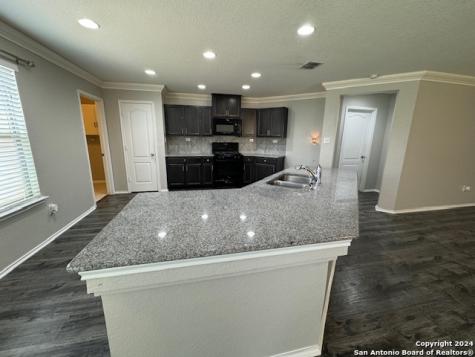 1242 Big Lake San Antonio TX 78245