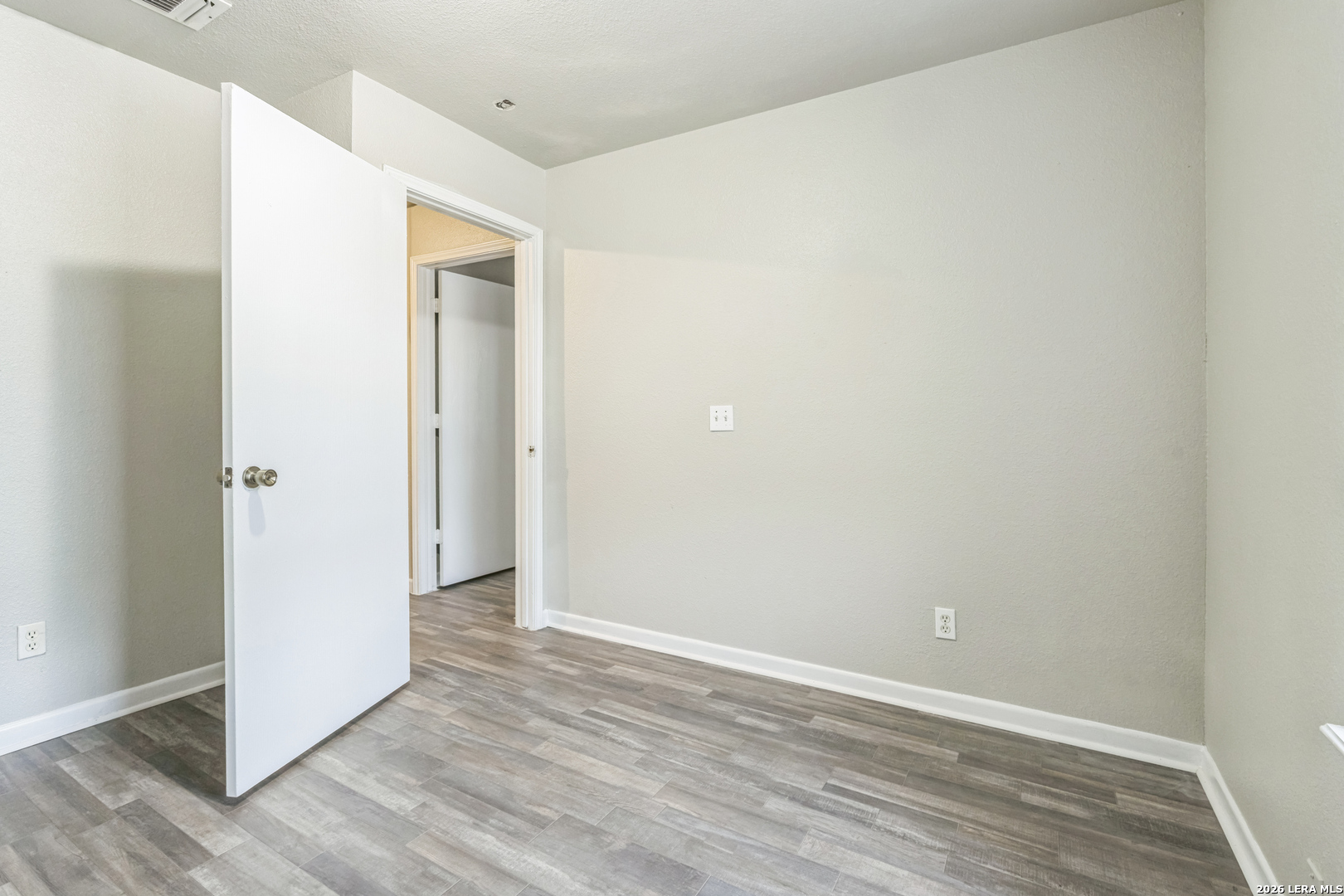 7587 Windsor Oaks San Antonio TX 78239