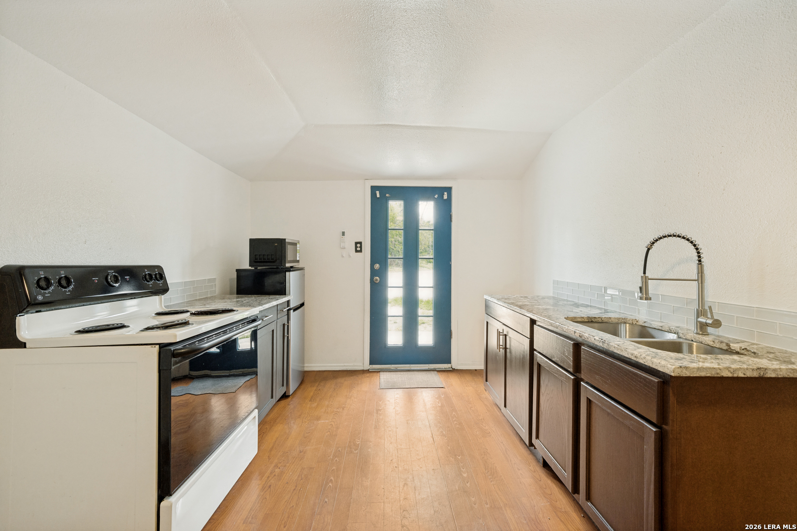 123 Rodena San Antonio TX 78201
