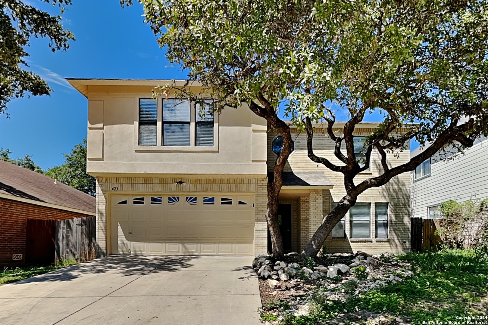 423 Irongate Ridge San Antonio TX 78253