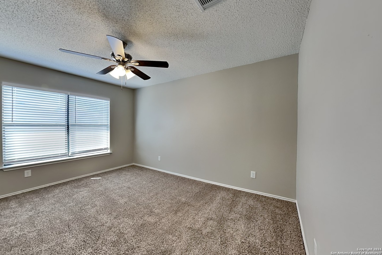 423 Irongate Ridge San Antonio TX 78253