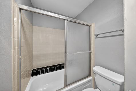 11843 Braesview San Antonio TX 78213