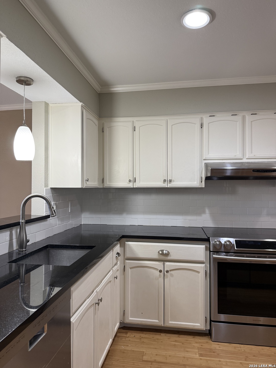 14905 Oak Summit San Antonio TX 78232