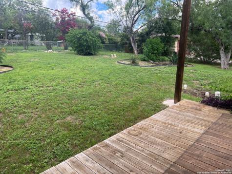 101 Aribe Drive San Antonio TX 78216