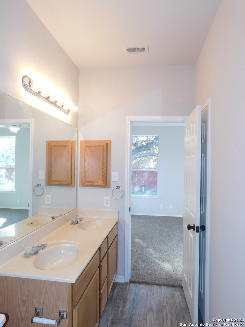 9231 Foxgrove Way San Antonio TX 78251