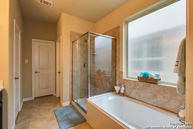517 Saddle Back Trail Cibolo TX 78108
