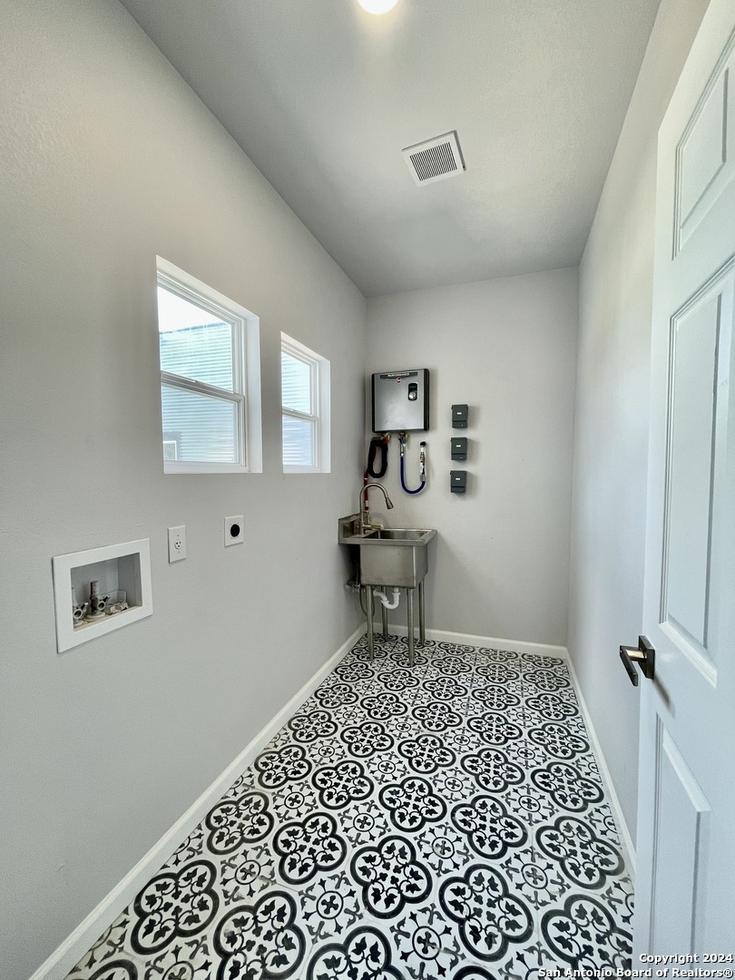 603 W Euclid Avenue San Antonio TX 78212