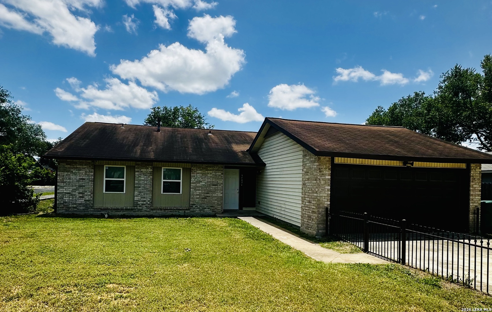 9803 Flatland Trail Converse TX 78109