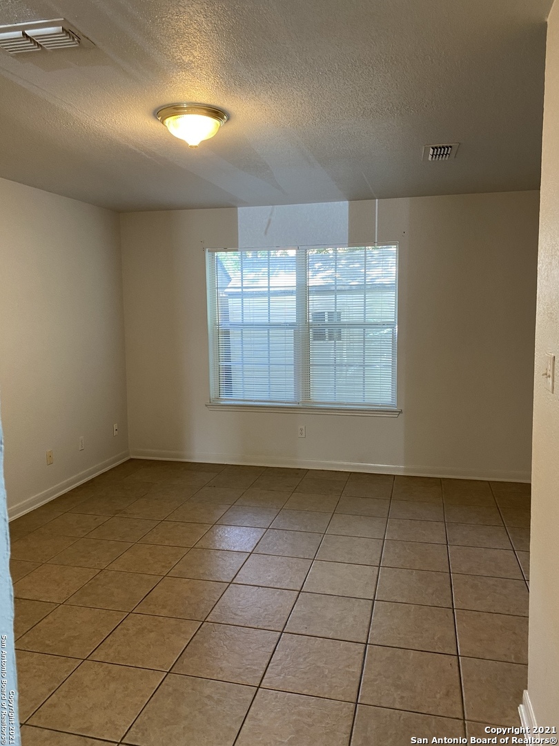 13618 Woodstone Way San Antonio TX 78233