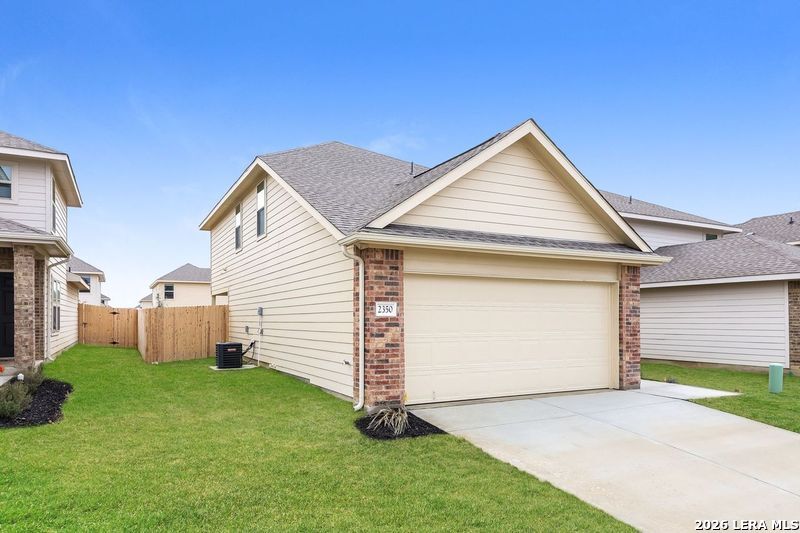 2350 Redlove San Antonio TX 78224