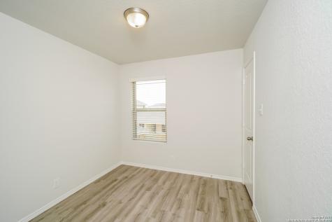 2350 Redlove San Antonio TX 78224