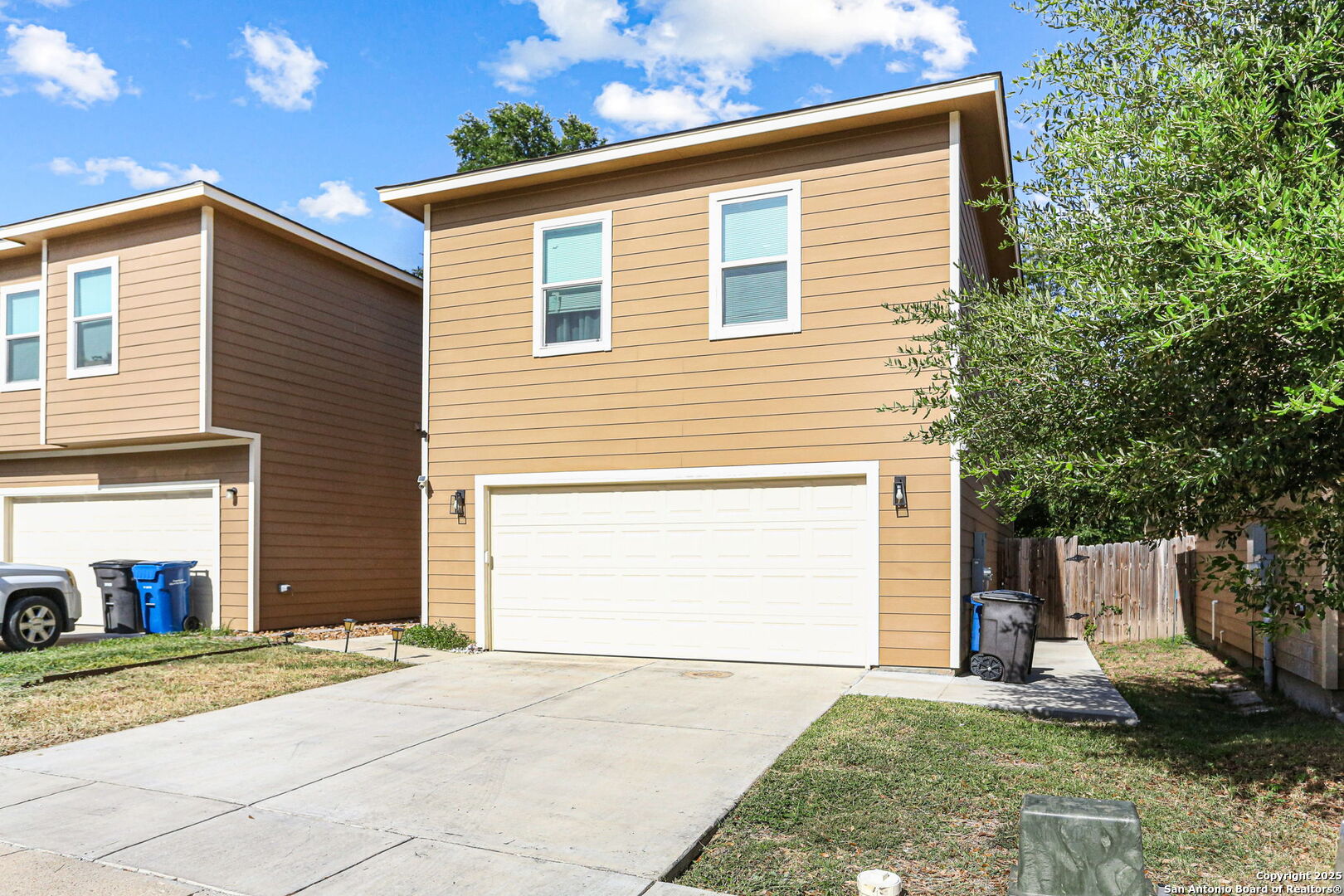 4 Oak Plaza San Antonio TX 78216