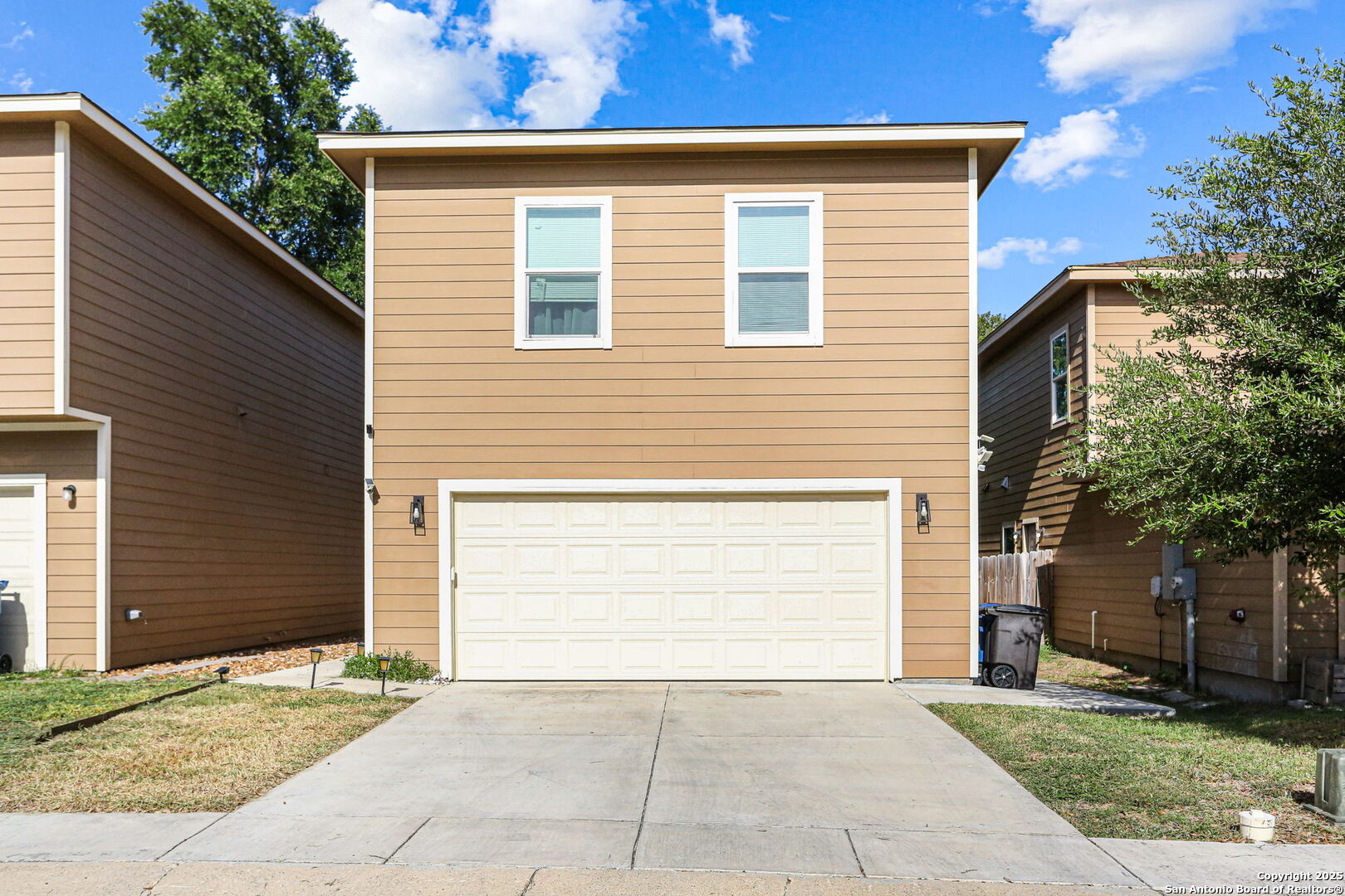 4 Oak Plaza San Antonio TX 78216