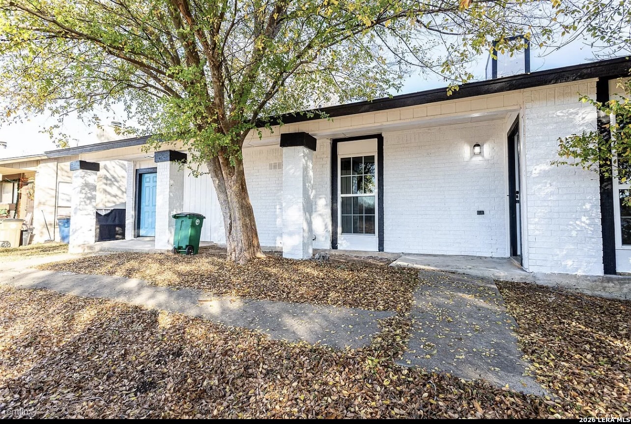 4900 E Stassney Lane Austin TX 78744