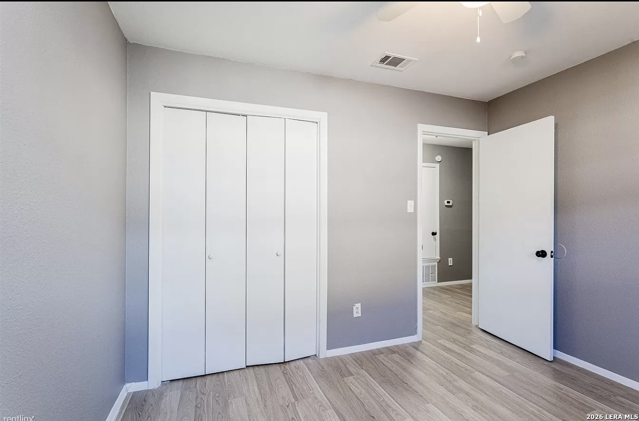 4900 E Stassney Lane Austin TX 78744
