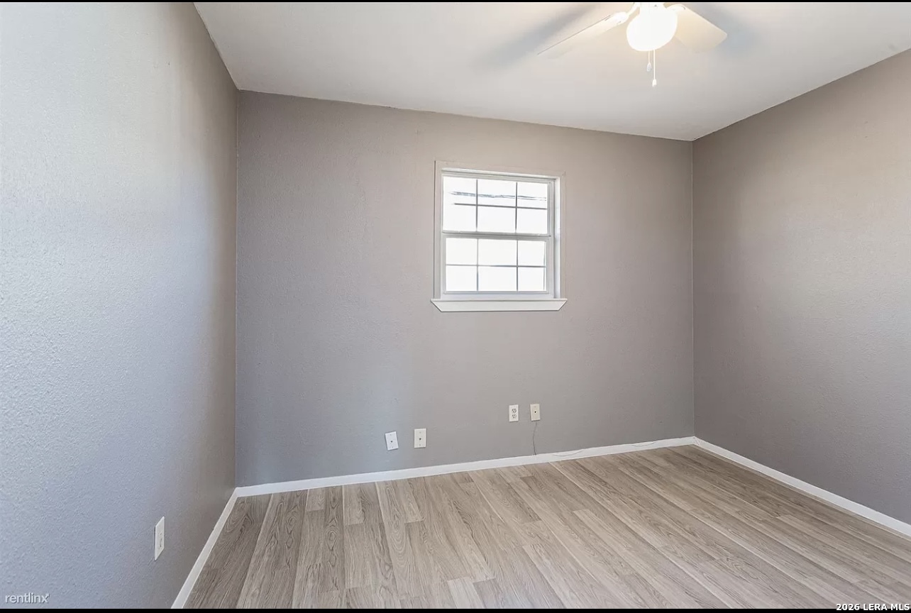4900 E Stassney Lane Austin TX 78744