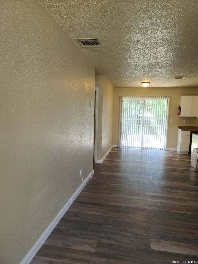 9418 Quicksilver Drive San Antonio TX 78245