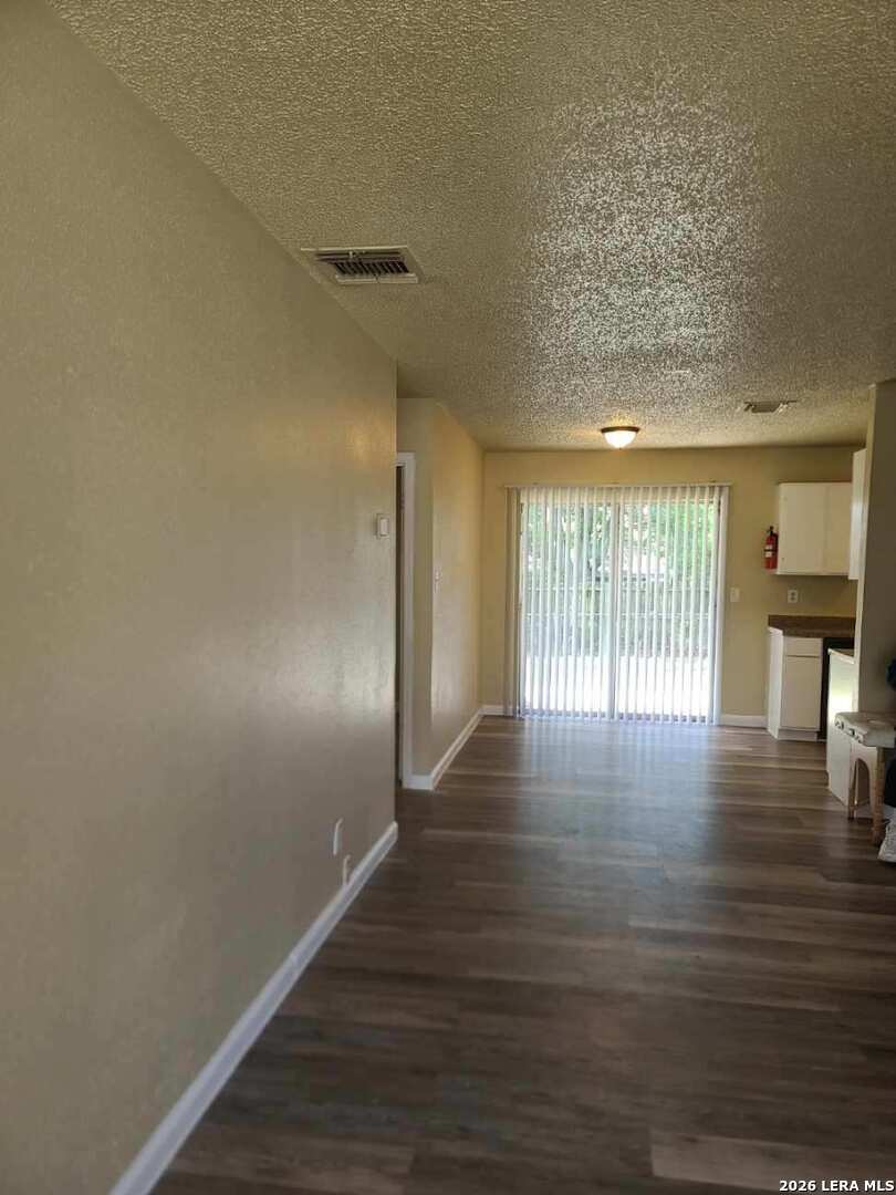 9418 Quicksilver Drive San Antonio TX 78245