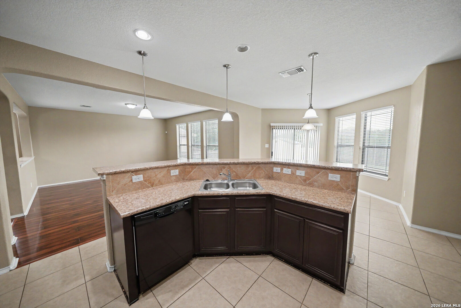 10917 Almond Crest Drive Live Oak TX 78233