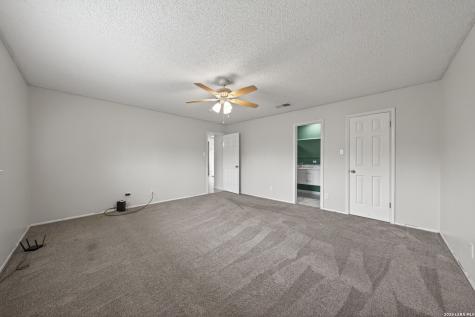 6814 Park Haven San Antonio TX 78244