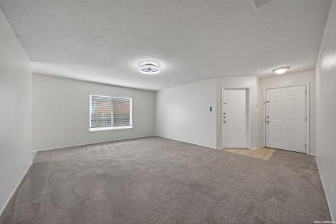 6814 Park Haven San Antonio TX 78244
