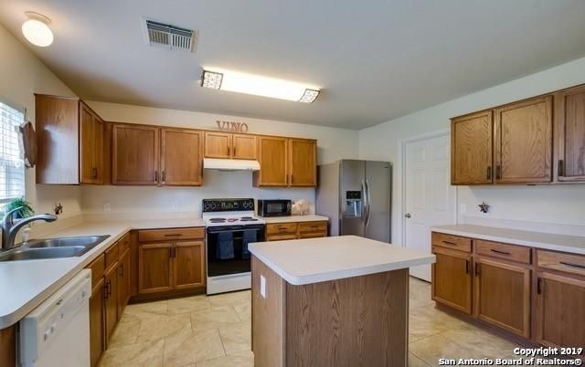 9418 Wolf Point San Antonio TX 78251