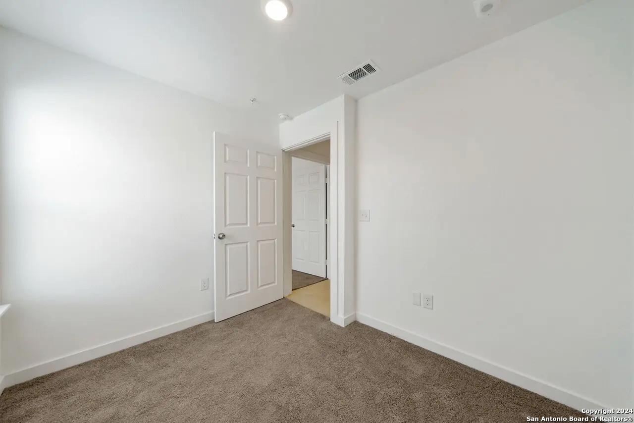 903 Canterbury San Antonio TX 78228