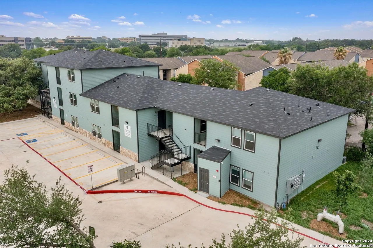 903 Canterbury San Antonio TX 78228