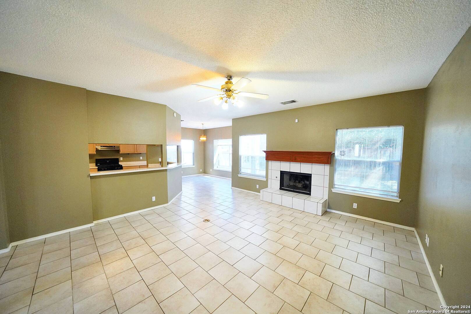 14947 Northern Dancer San Antonio TX 78248