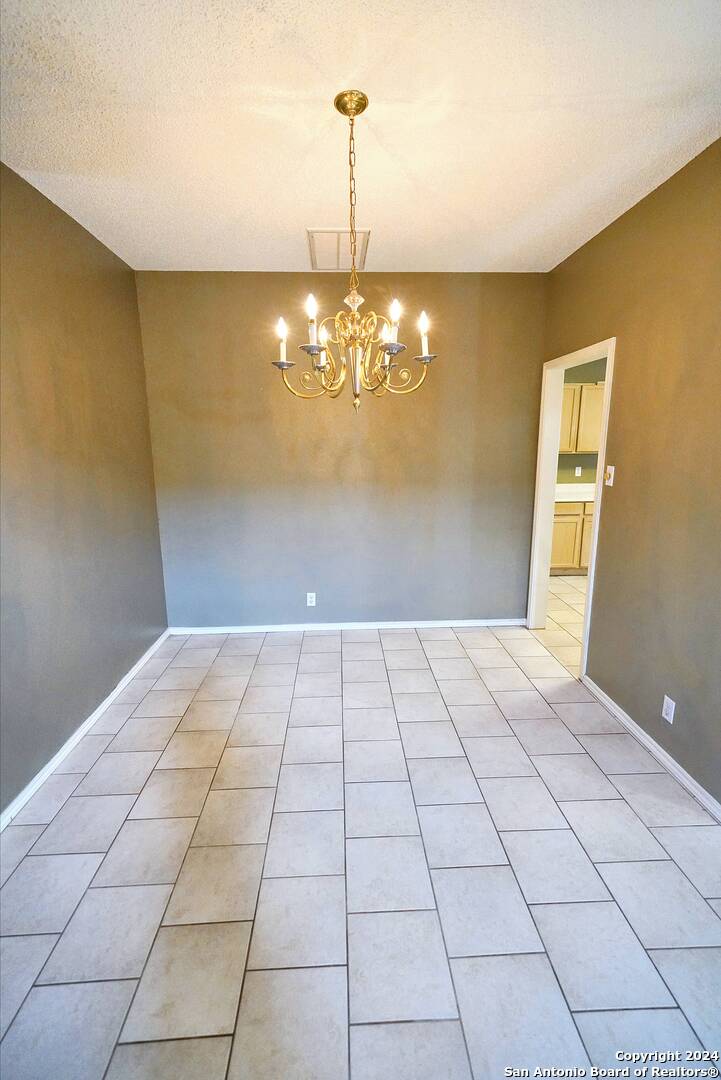 14947 Northern Dancer San Antonio TX 78248
