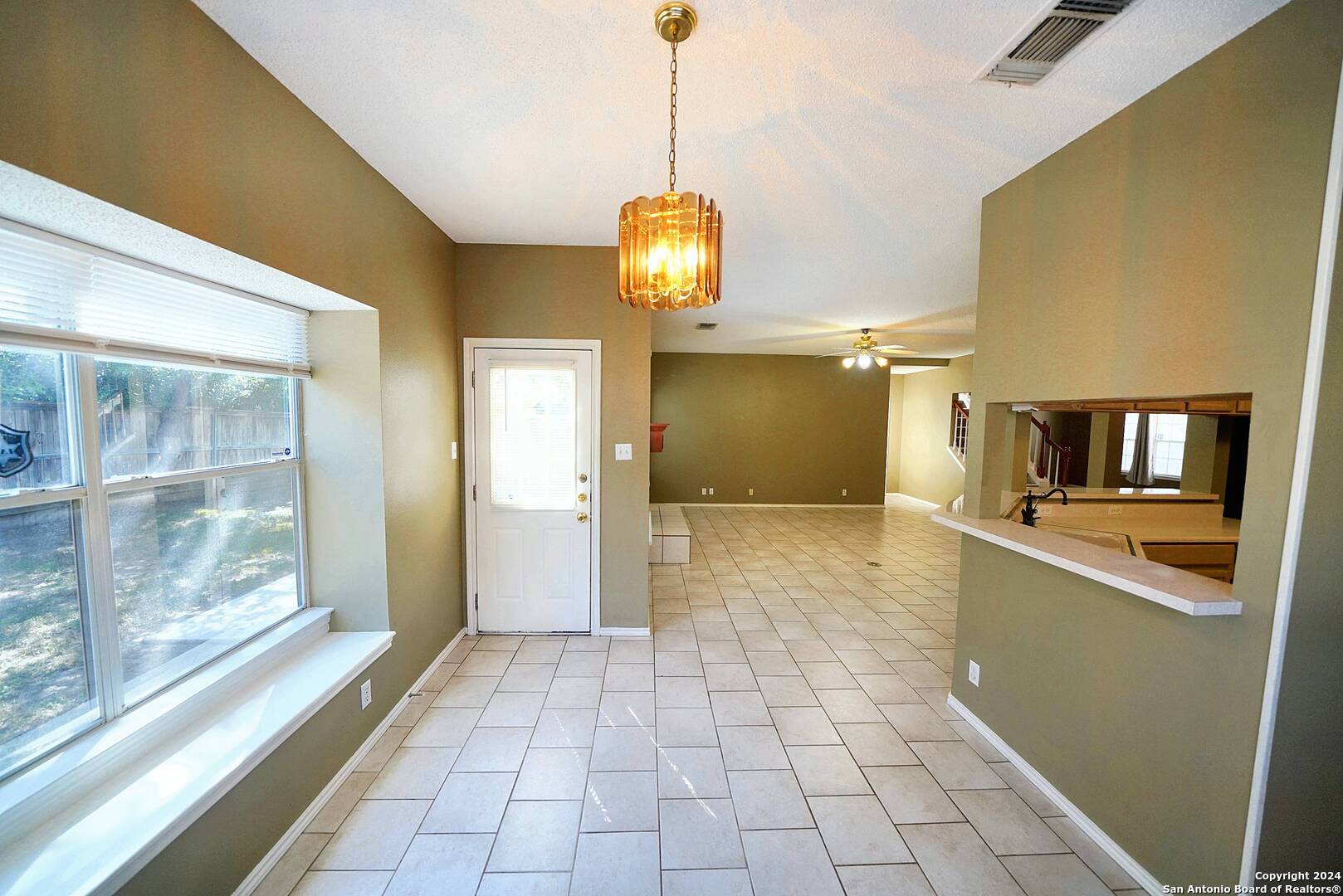 14947 Northern Dancer San Antonio TX 78248