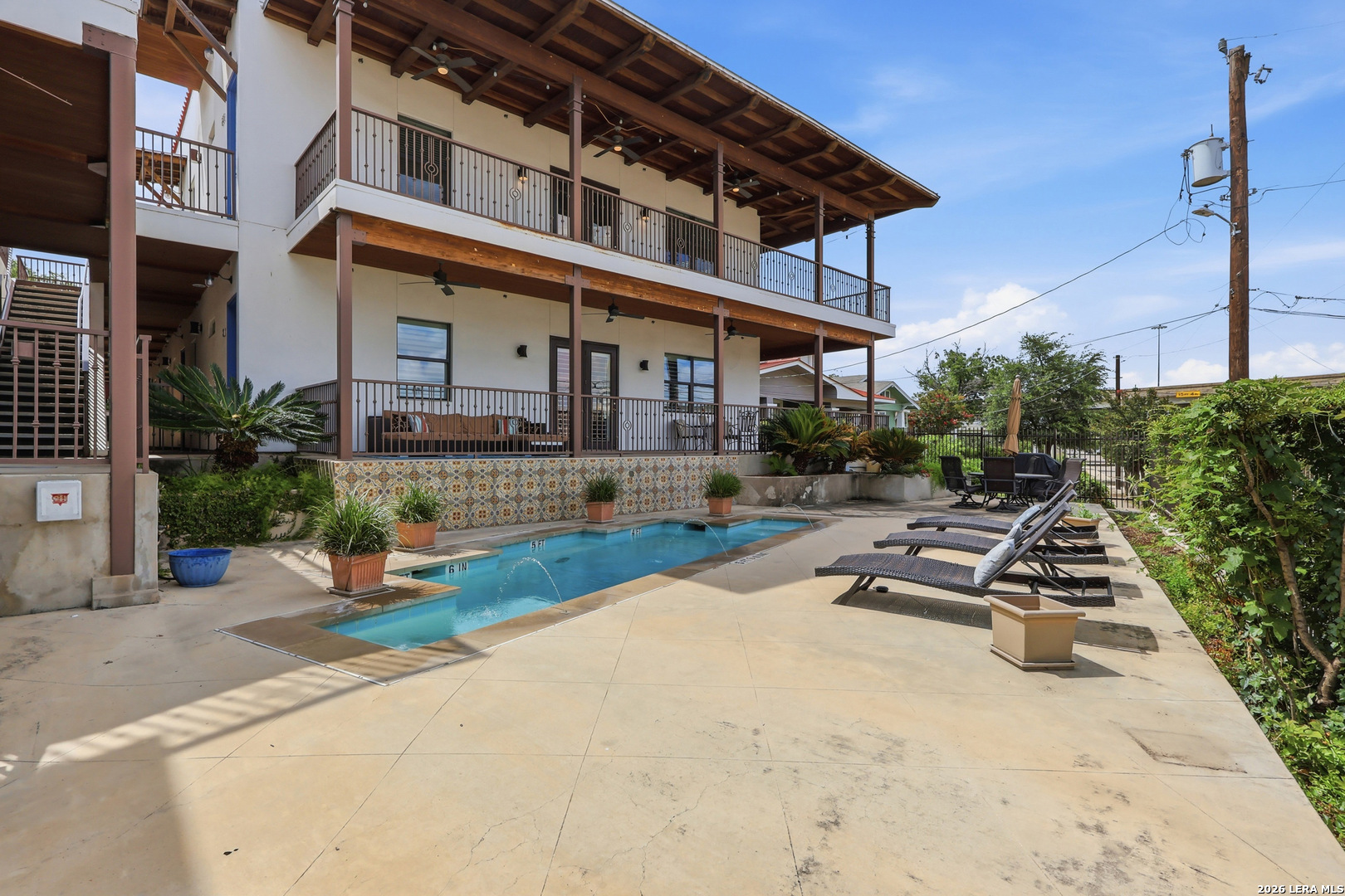 1542 N Alamo Street San Antonio TX 78215