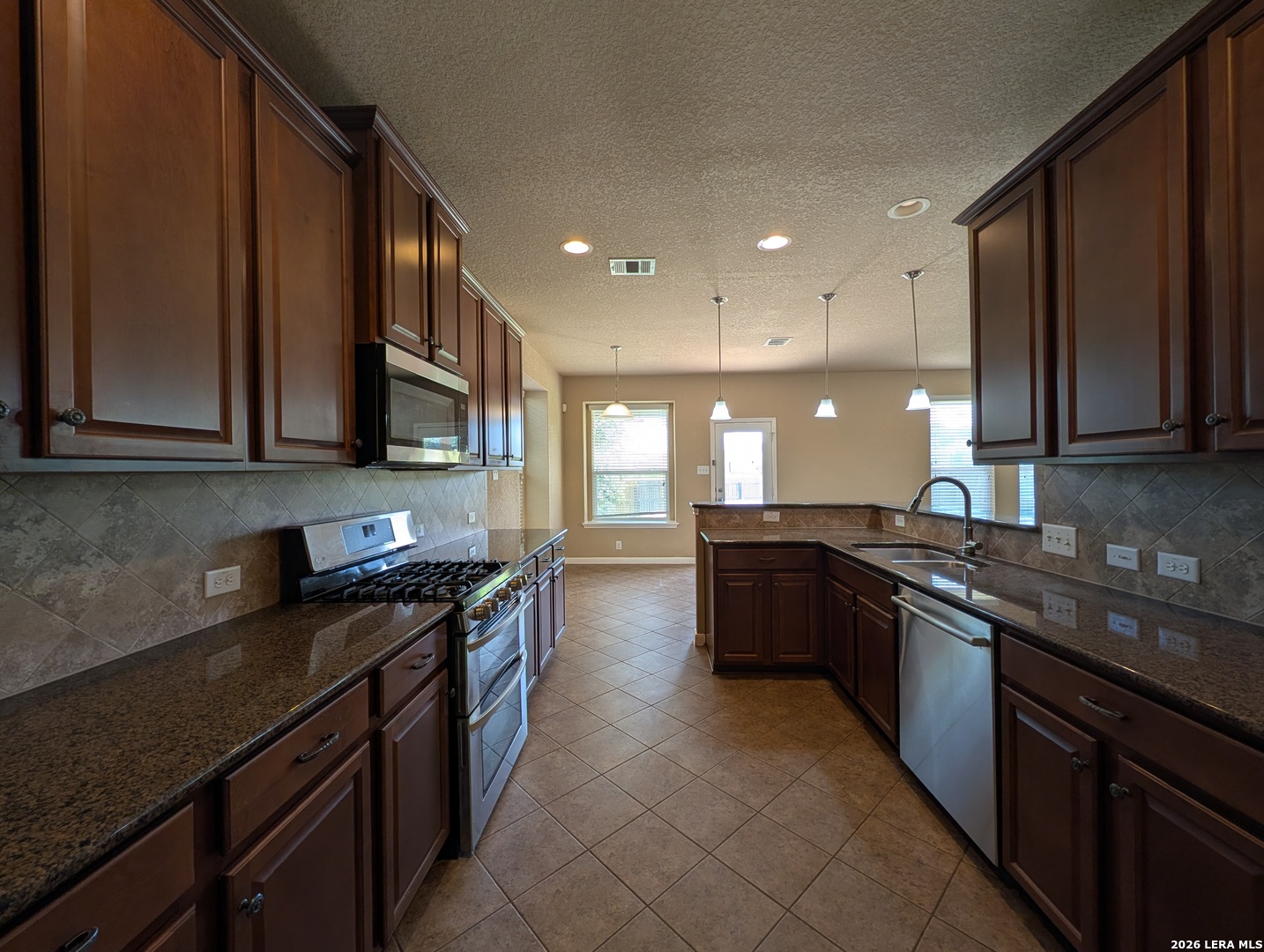 212 Oak Creek Way New Braunfels TX 78130