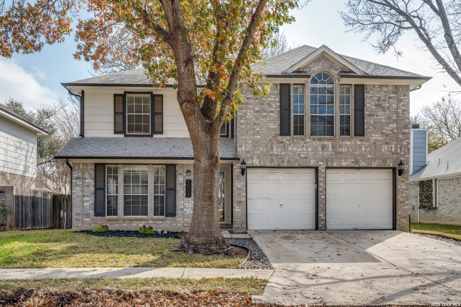 1017 Silvertree Schertz TX 78154