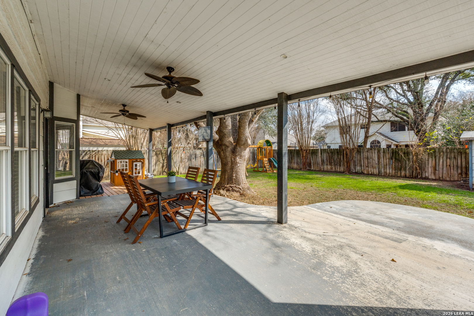1017 Silvertree Schertz TX 78154