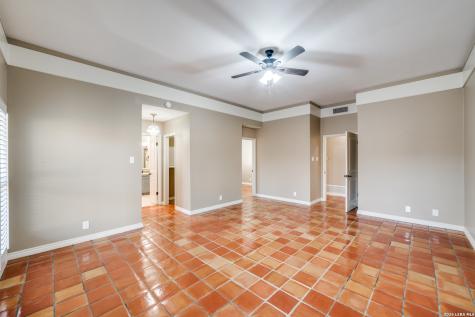 301 Wickford Way Street Castle Hills TX 78213