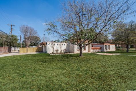 301 Wickford Way Street Castle Hills TX 78213