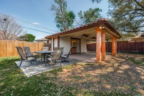 301 Wickford Way Street Castle Hills TX 78213