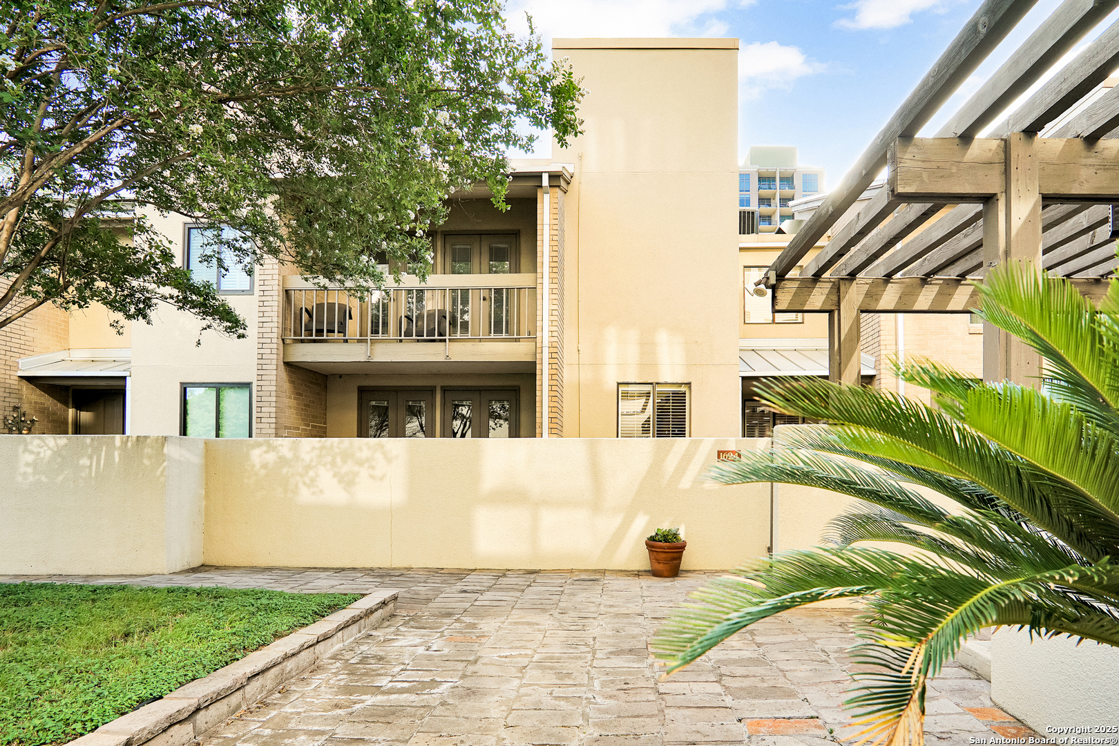 4001 N New Braunfels San Antonio TX 78209