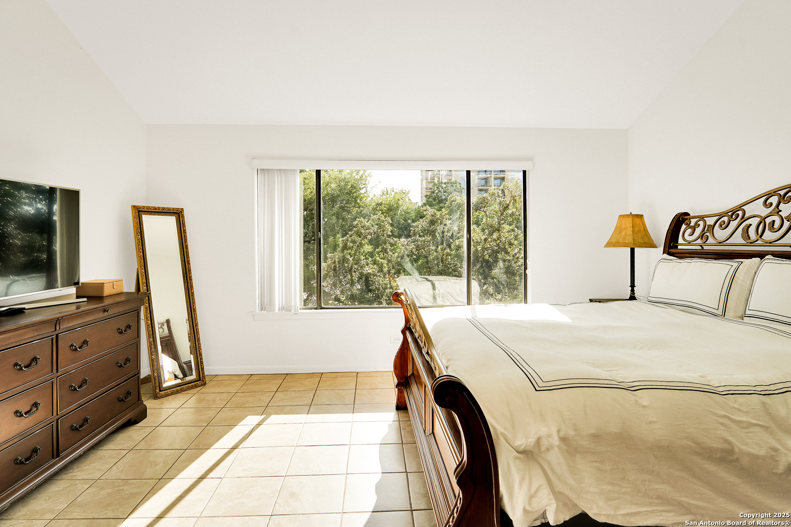 4001 N New Braunfels San Antonio TX 78209