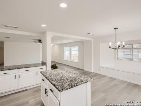 7122 Teton Ridge San Antonio TX 78233