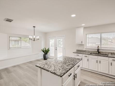 7122 Teton Ridge San Antonio TX 78233