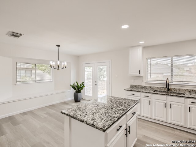 7122 Teton Ridge San Antonio TX 78233