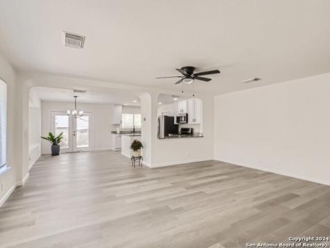 7122 Teton Ridge San Antonio TX 78233