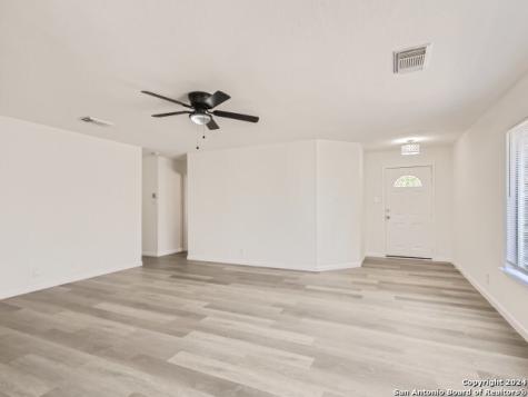 7122 Teton Ridge San Antonio TX 78233