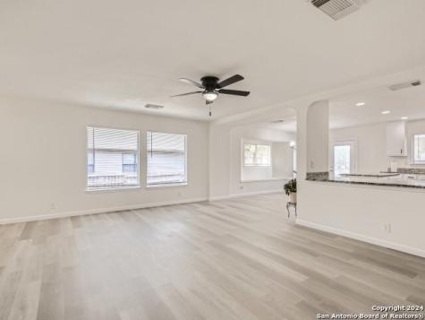 7122 Teton Ridge San Antonio TX 78233