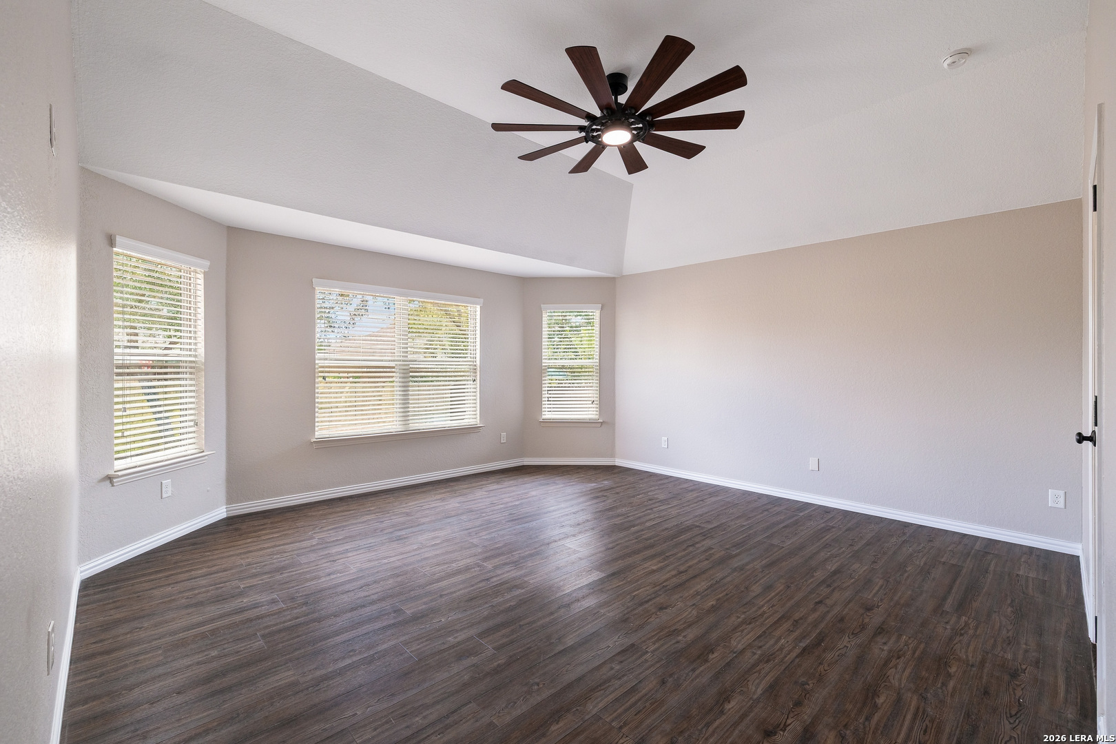 530 Rolling Grove San Antonio TX 78253