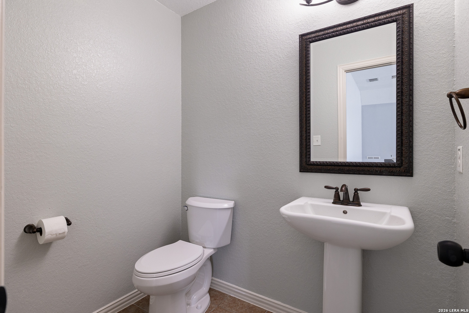 530 Rolling Grove San Antonio TX 78253