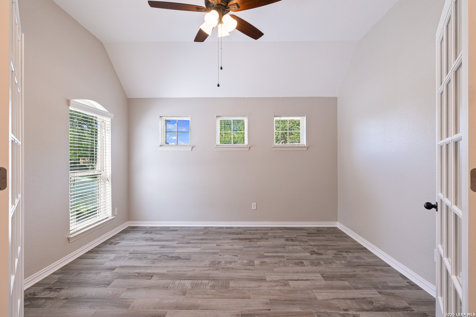 530 Rolling Grove San Antonio TX 78253